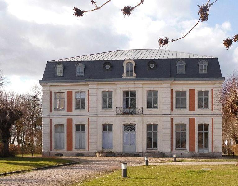 Appartement Chateau De Lewarde ドゥエー エクステリア 写真